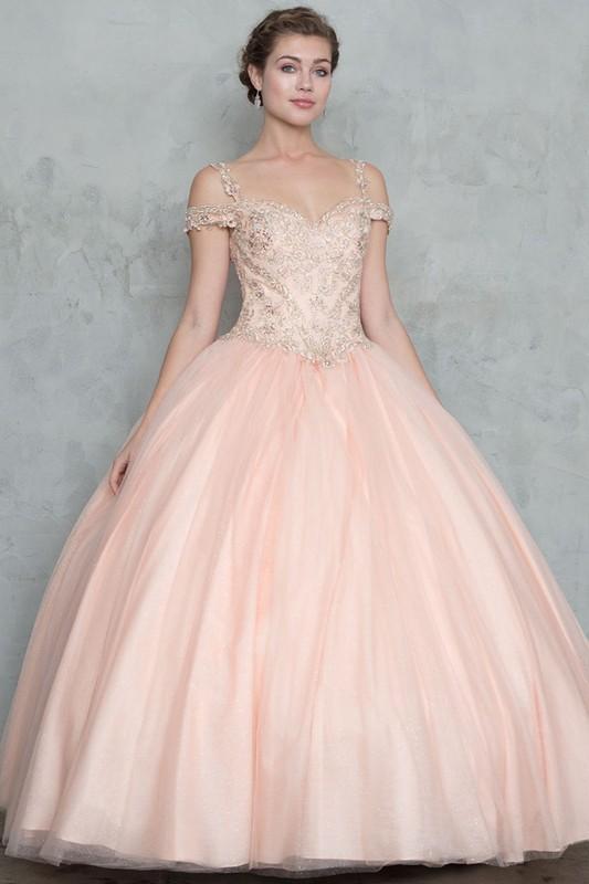 fasinante vestido de quinceaneras