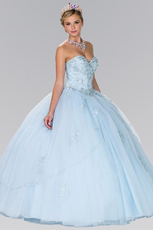 bello vestido de 15 anos