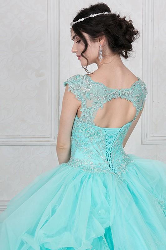 Brillante vestido de quinceaneras