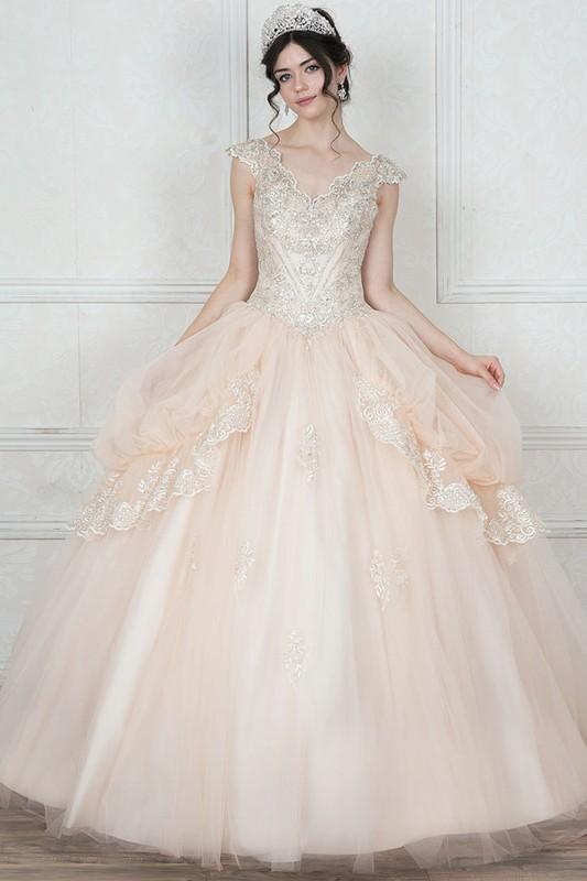 Brillante vestido de quinceaneras